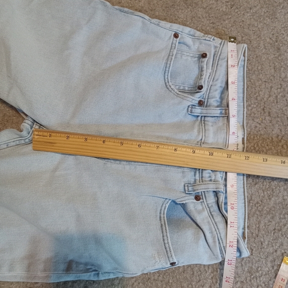Abercrombie & Fitch The Slim Straight Ultra High Rise Size 26/2 Light Wash Slit - Picture 2 of 10